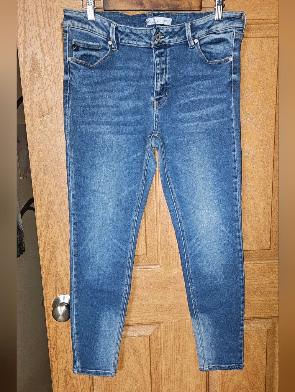 KanCan Medium Blue Skinny Jeans, Size 31